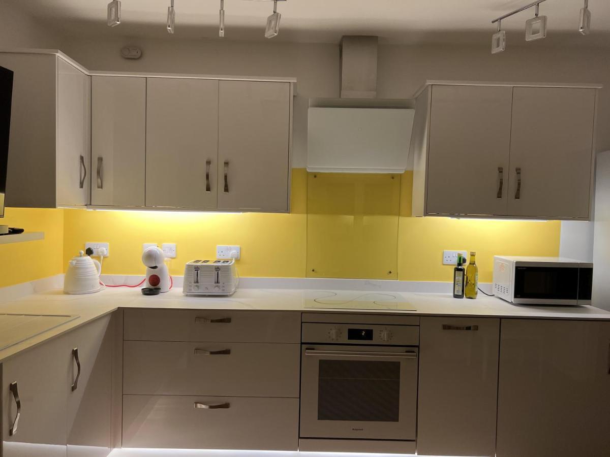 גרייט יארמאות Charming Woodland Lodge 2 Person 1 Bedroom מראה חיצוני תמונה
