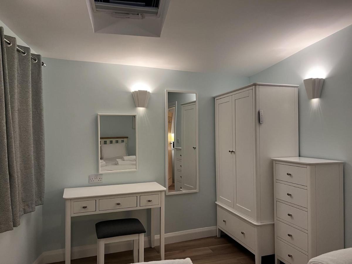 גרייט יארמאות Charming Woodland Lodge 2 Person 1 Bedroom מראה חיצוני תמונה
